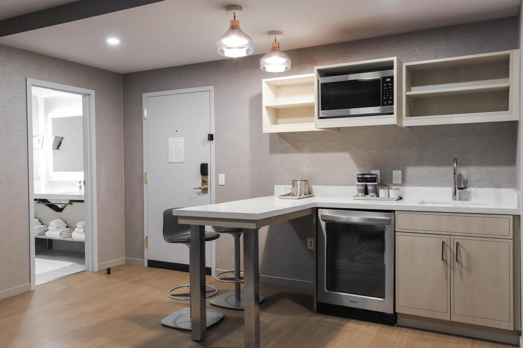 Radisson Plaza Hotel And Suites קלמזו מראה חיצוני תמונה