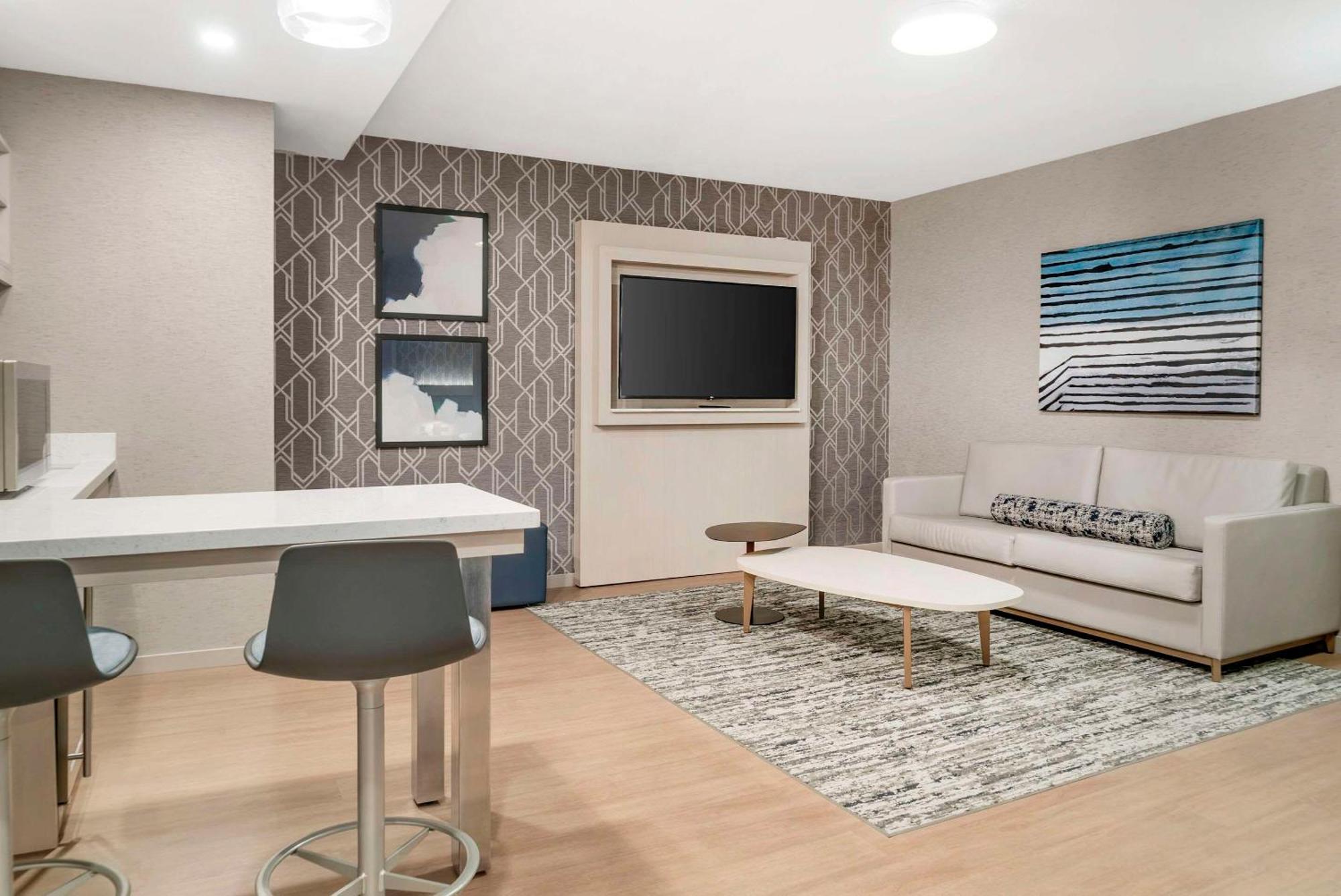 Radisson Plaza Hotel And Suites קלמזו מראה חיצוני תמונה