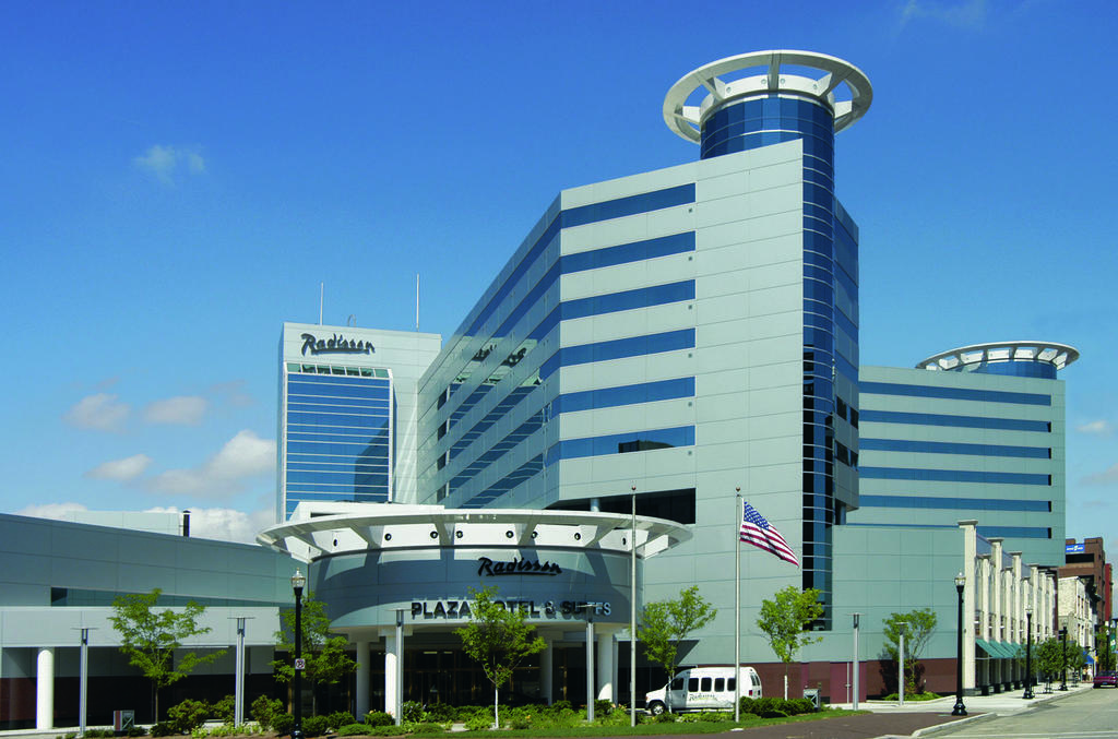 Radisson Plaza Hotel And Suites קלמזו מראה חיצוני תמונה
